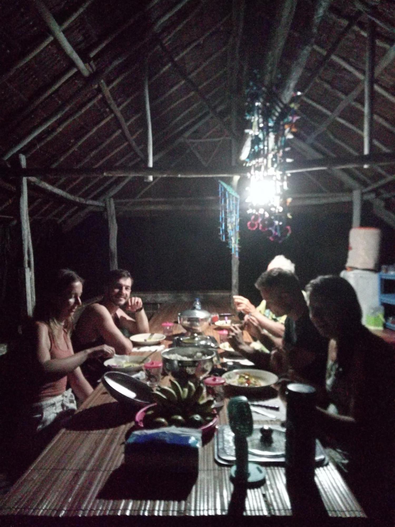 Ransiwor Homestay Kri Екстер'єр фото